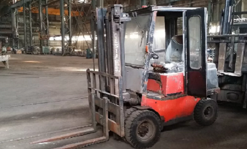 вилочный погрузчик Desta